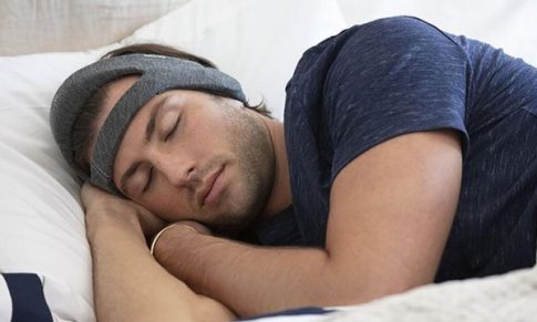 تحذير ,هذا ما يفعله (تأخير موعد نومك) بجسمك